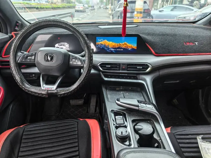 2020 ChangAn UNI-T 1.5T 180HP L4 7DCT,autocango,china used car exporter,china ev exporter,chinese used car exporter,chinese used ev exporter