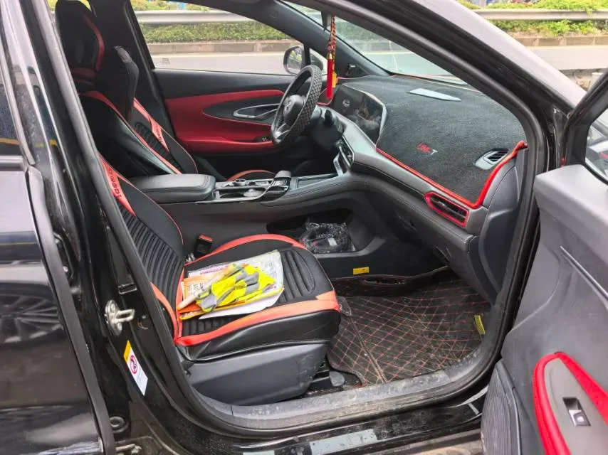 2020 ChangAn UNI-T 1.5T 180HP L4 7DCT,autocango,china used car exporter,china ev exporter,chinese used car exporter,chinese used ev exporter