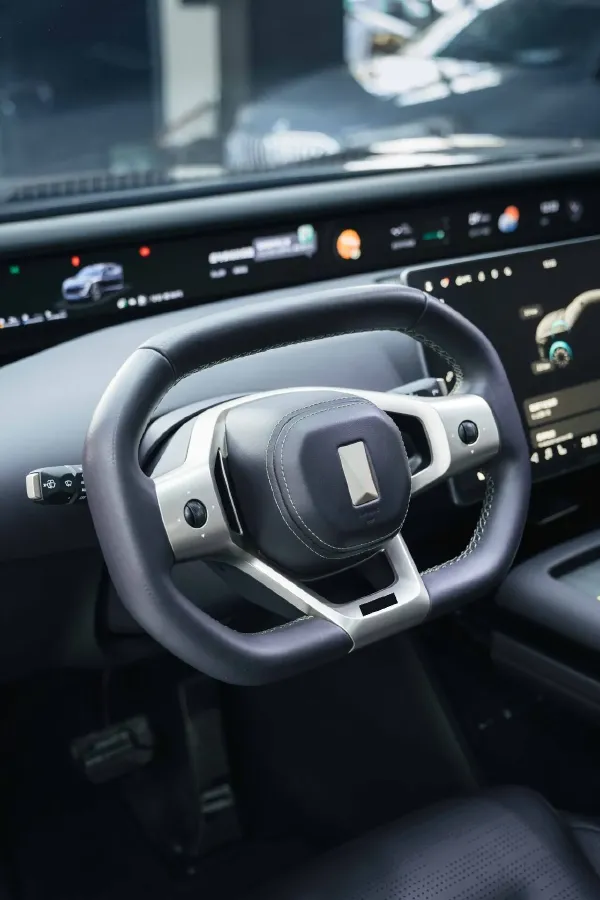 2024 Avatr 07 1.5T 156HP L4 REEV 39.05KWH,autocango,china used car exporter,china ev exporter,chinese used car exporter,chinese used ev exporter