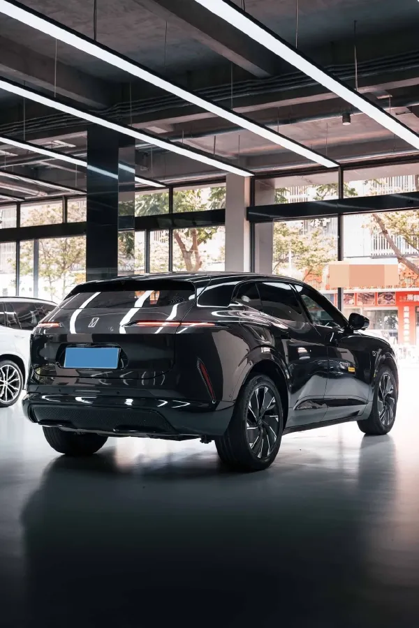 2024 Avatr 07 1.5T 156HP L4 REEV 39.05KWH,autocango,china used car exporter,china ev exporter,chinese used car exporter,chinese used ev exporter