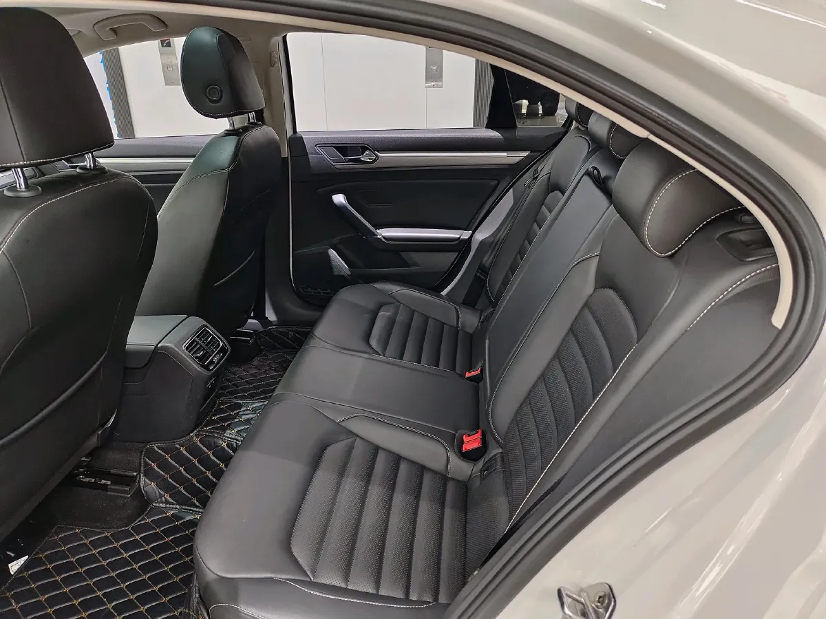 2019 Volkswagen Passat 1.4T 150HP L4 7DCT,autocango,china used car exporter,china ev exporter,chinese used car exporter,chinese used ev exporter