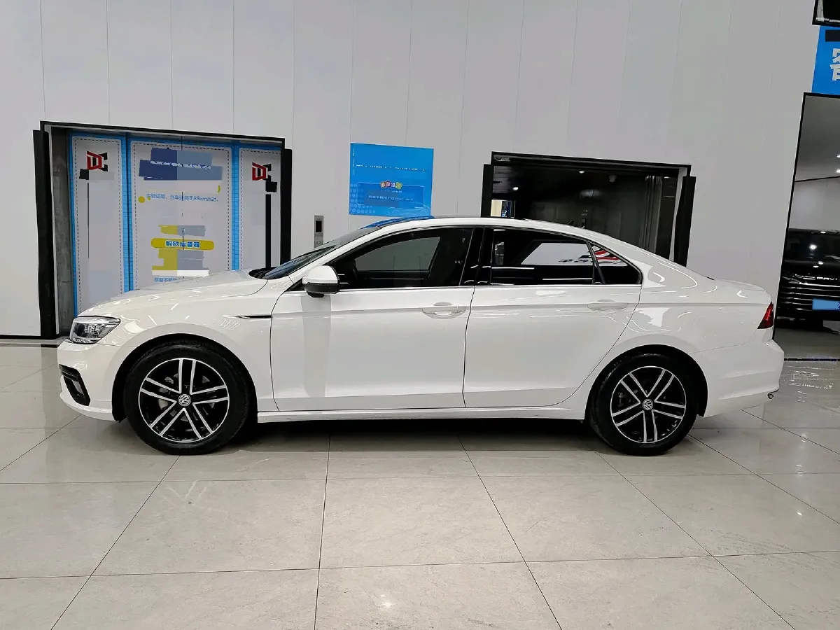 2019 Volkswagen Passat 1.4T 150HP L4 7DCT,autocango,china used car exporter,china ev exporter,chinese used car exporter,chinese used ev exporter