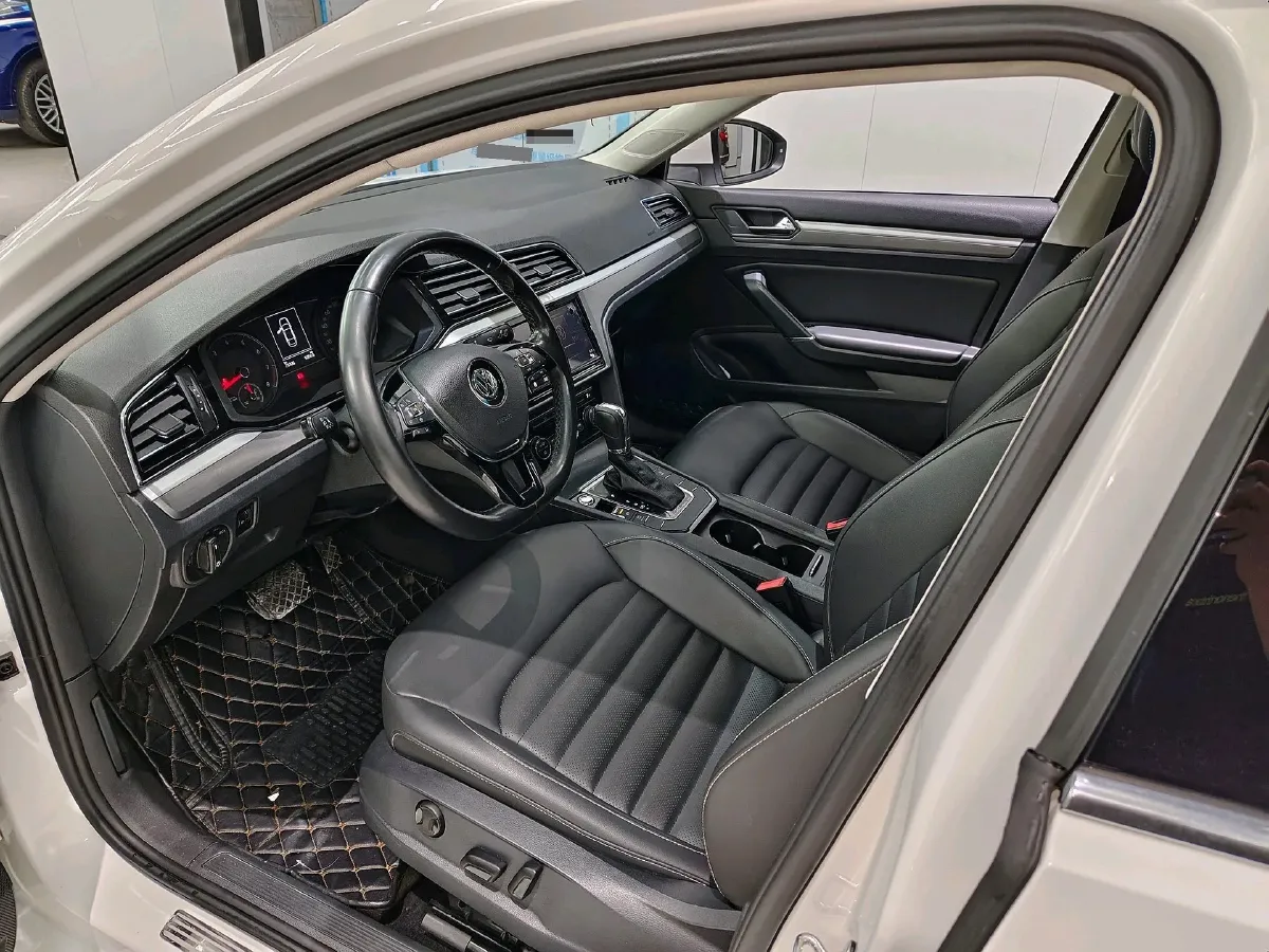 2019 Volkswagen Passat 1.4T 150HP L4 7DCT,autocango,china used car exporter,china ev exporter,chinese used car exporter,chinese used ev exporter