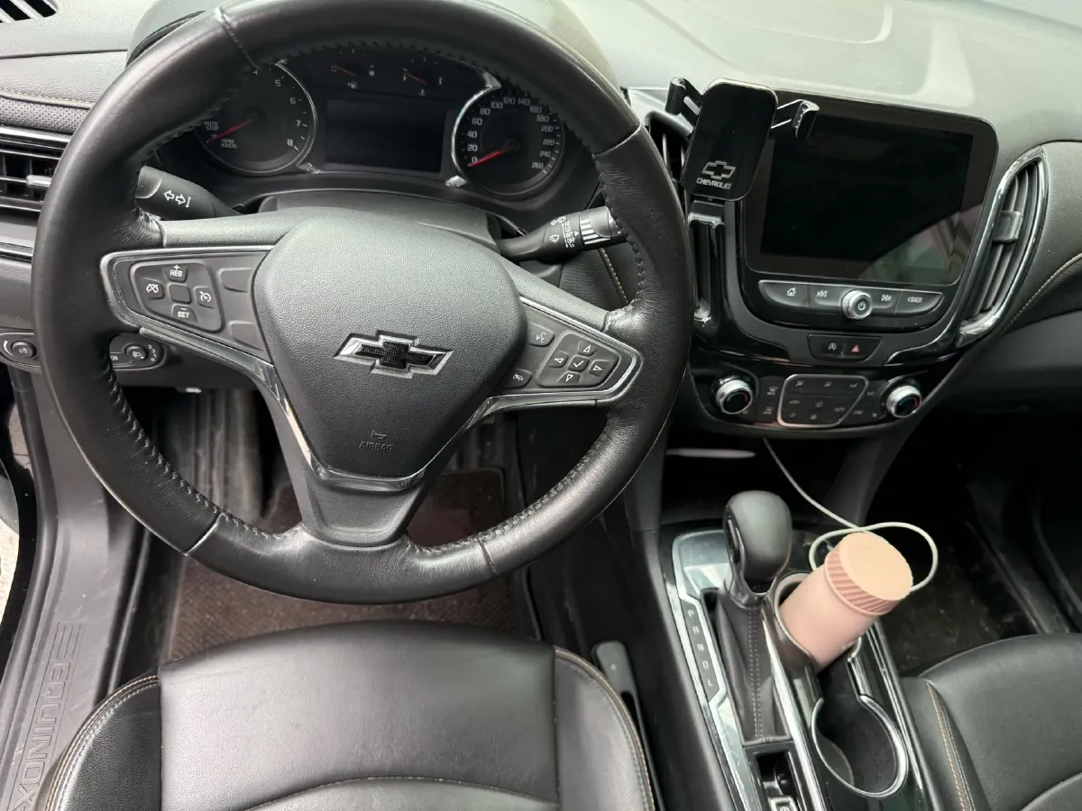 2021 Chevrolet Equinox 1.5T 169HP L4 6AT,autocango,china used car exporter,china ev exporter,chinese used car exporter,chinese used ev exporter