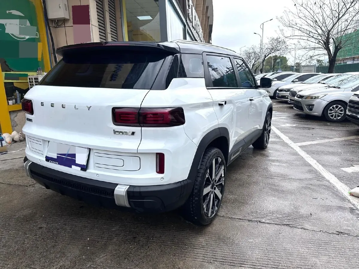 2023 Geely ICON 1.5T 181HP L4 7DCT,autocango,china used car exporter,china ev exporter,chinese used car exporter,chinese used ev exporter