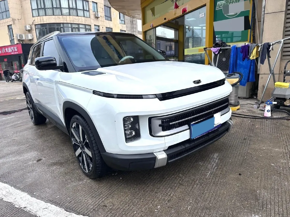 2023 Geely ICON 1.5T 181HP L4 7DCT,autocango,china used car exporter,china ev exporter,chinese used car exporter,chinese used ev exporter