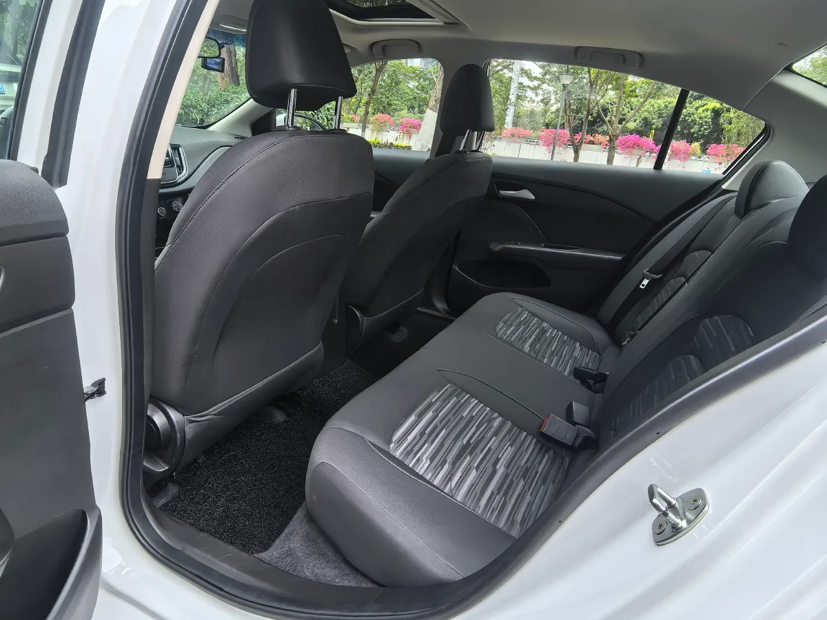 2019 Chevrolet Cavalier 1.5L 113HP L4 6AT,autocango,china used car exporter,china ev exporter,chinese used car exporter,chinese used ev exporter