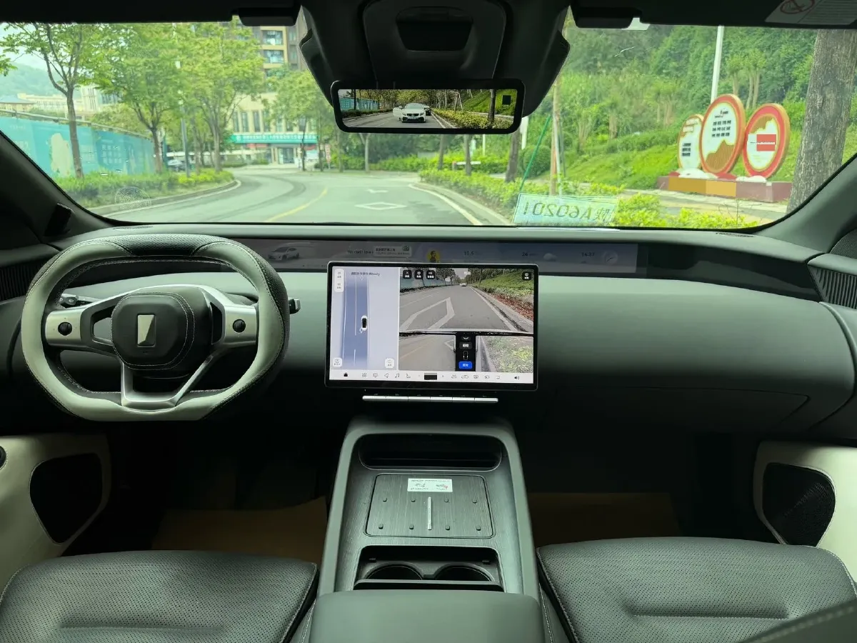 2025 Avatr 12 BEV 94.53KWH,autocango,china used car exporter,china ev exporter,chinese used car exporter,chinese used ev exporter