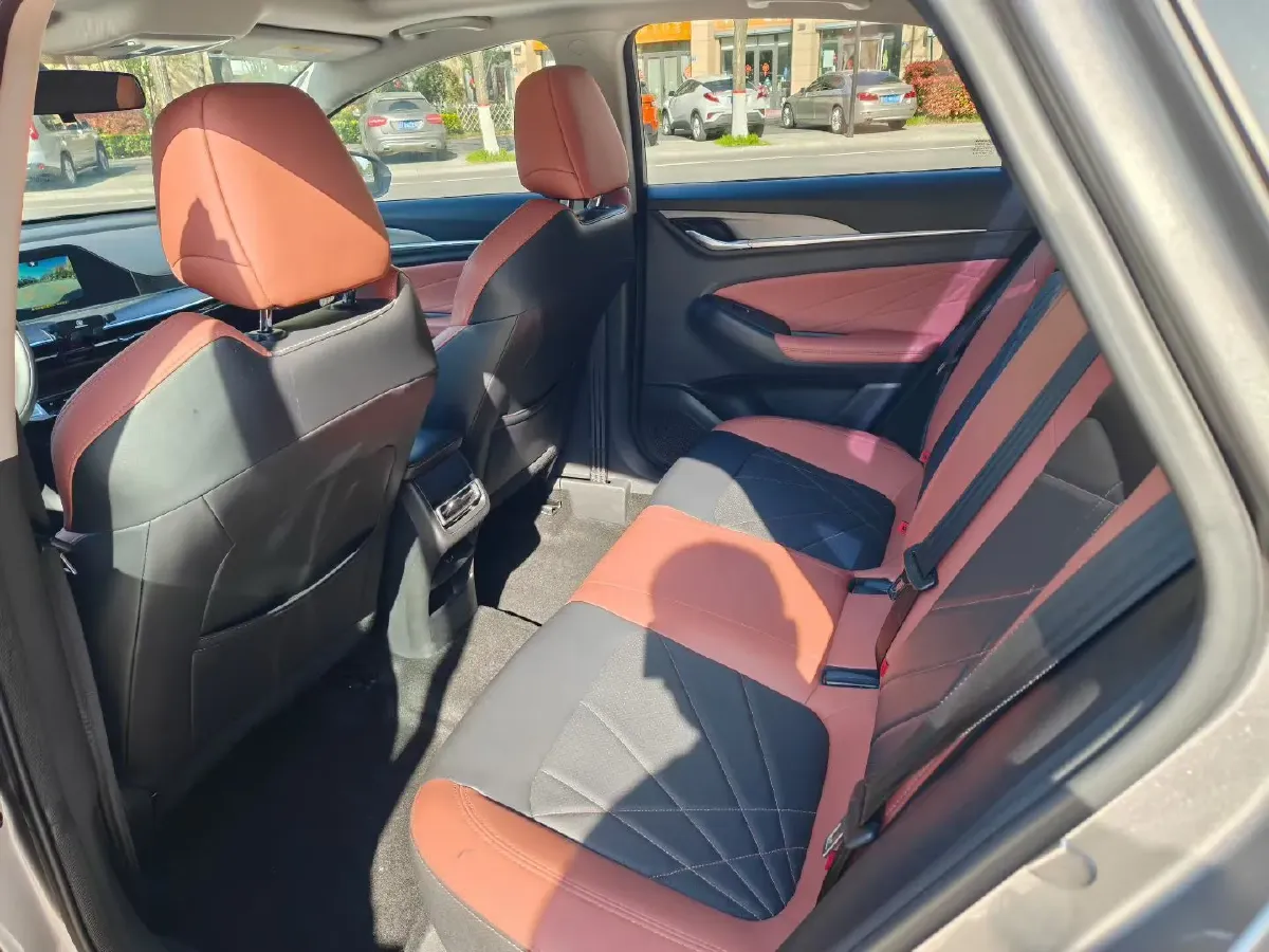 2022 ChangAn Eado 1.4T 160HP L4 7DCT,autocango,china used car exporter,china ev exporter,chinese used car exporter,chinese used ev exporter