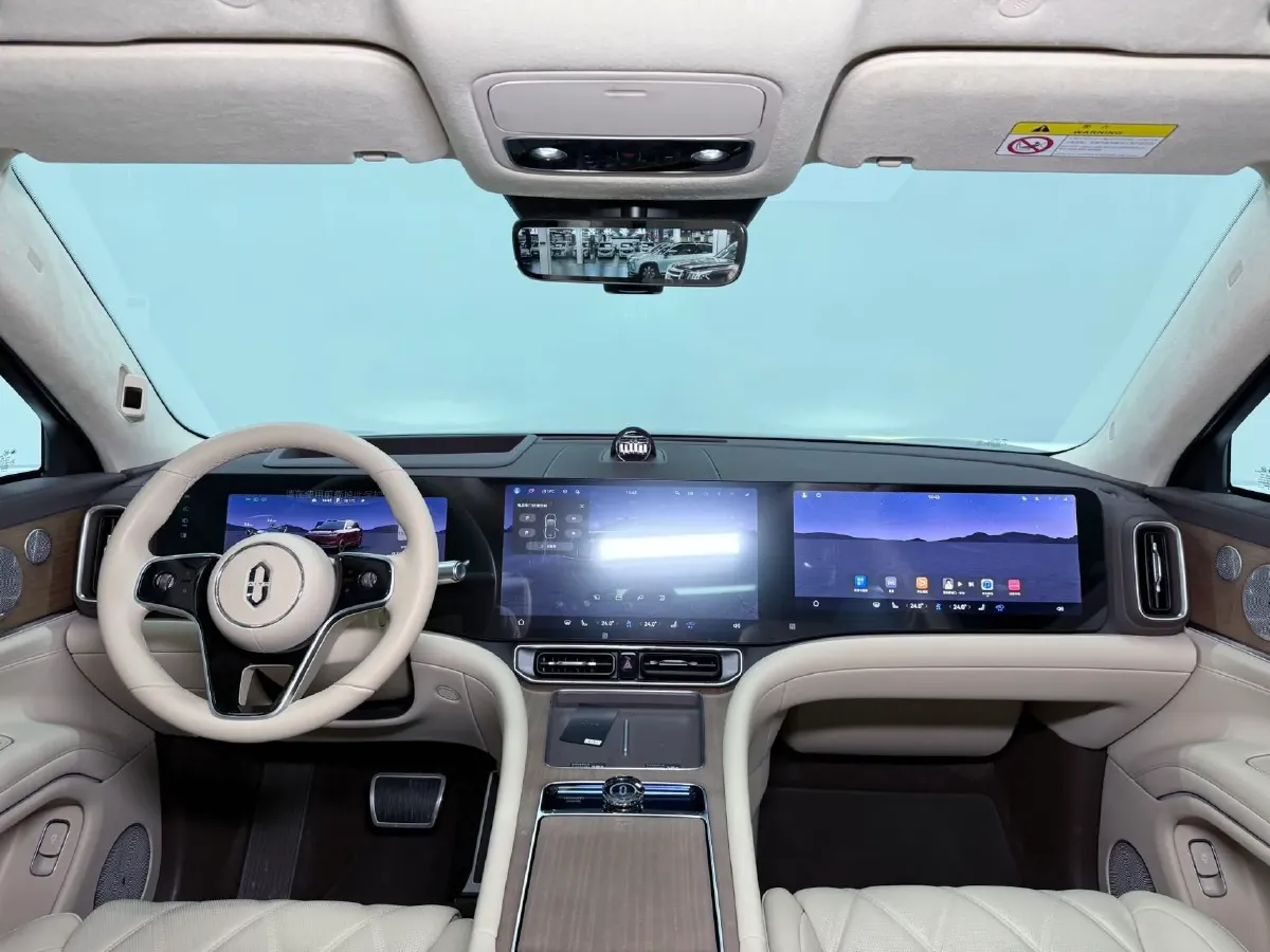 2025 AITO AITO M9 REEV 160HP REEV 52KWH,autocango,china used car exporter,china ev exporter,chinese used car exporter,chinese used ev exporter