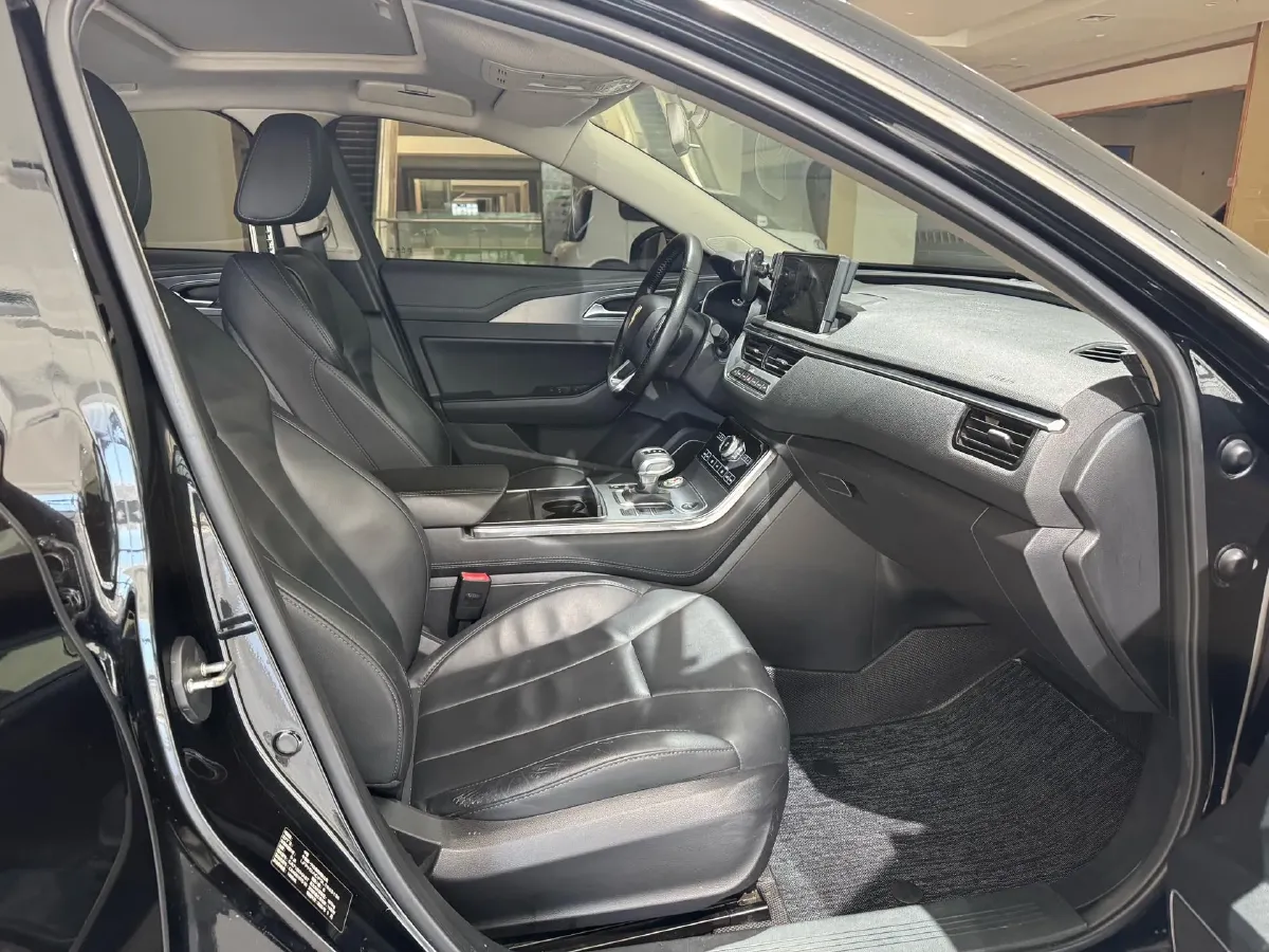 2020 HongQi H5 1.5T 169HP L4 7DCT,autocango,china used car exporter,china ev exporter,chinese used car exporter,chinese used ev exporter