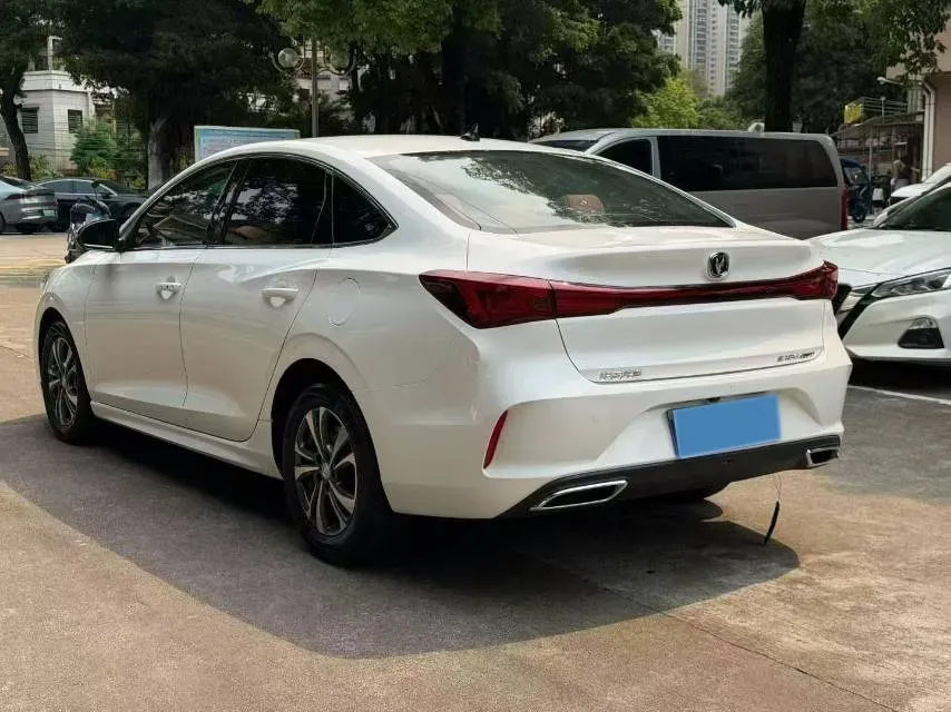 2025 ChangAn Eado 1.4T 160HP L4 7DCT,autocango,china used car exporter,china ev exporter,chinese used car exporter,chinese used ev exporter