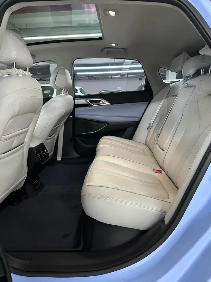 2022 Xpeng P5 BEV 66.2KWH,autocango,china used car exporter,china ev exporter,chinese used car exporter,chinese used ev exporter