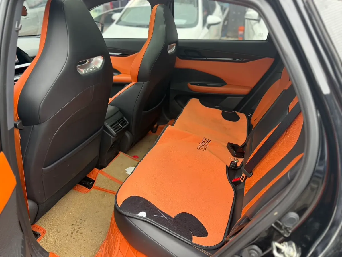 2023 ChangAn UNI-V 1.5T 188HP L4 7DCT,autocango,china used car exporter,china ev exporter,chinese used car exporter,chinese used ev exporter