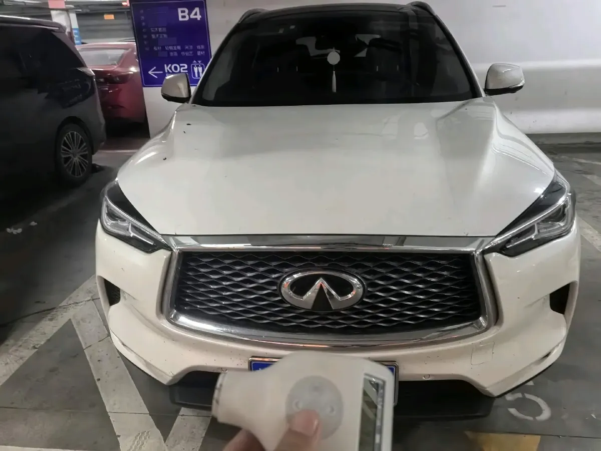 2020 Infiniti QX50 2.0T 272HP L4 CVT,autocango,china used car exporter,china ev exporter,chinese used car exporter,chinese used ev exporter