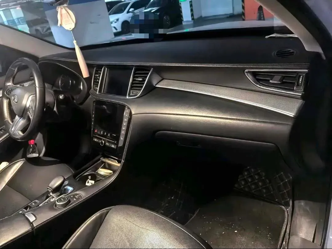 2020 Infiniti QX50 2.0T 272HP L4 CVT,autocango,china used car exporter,china ev exporter,chinese used car exporter,chinese used ev exporter