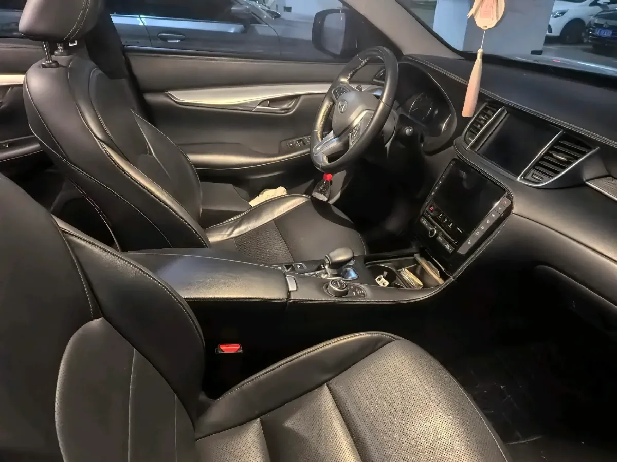 2020 Infiniti QX50 2.0T 272HP L4 CVT,autocango,china used car exporter,china ev exporter,chinese used car exporter,chinese used ev exporter