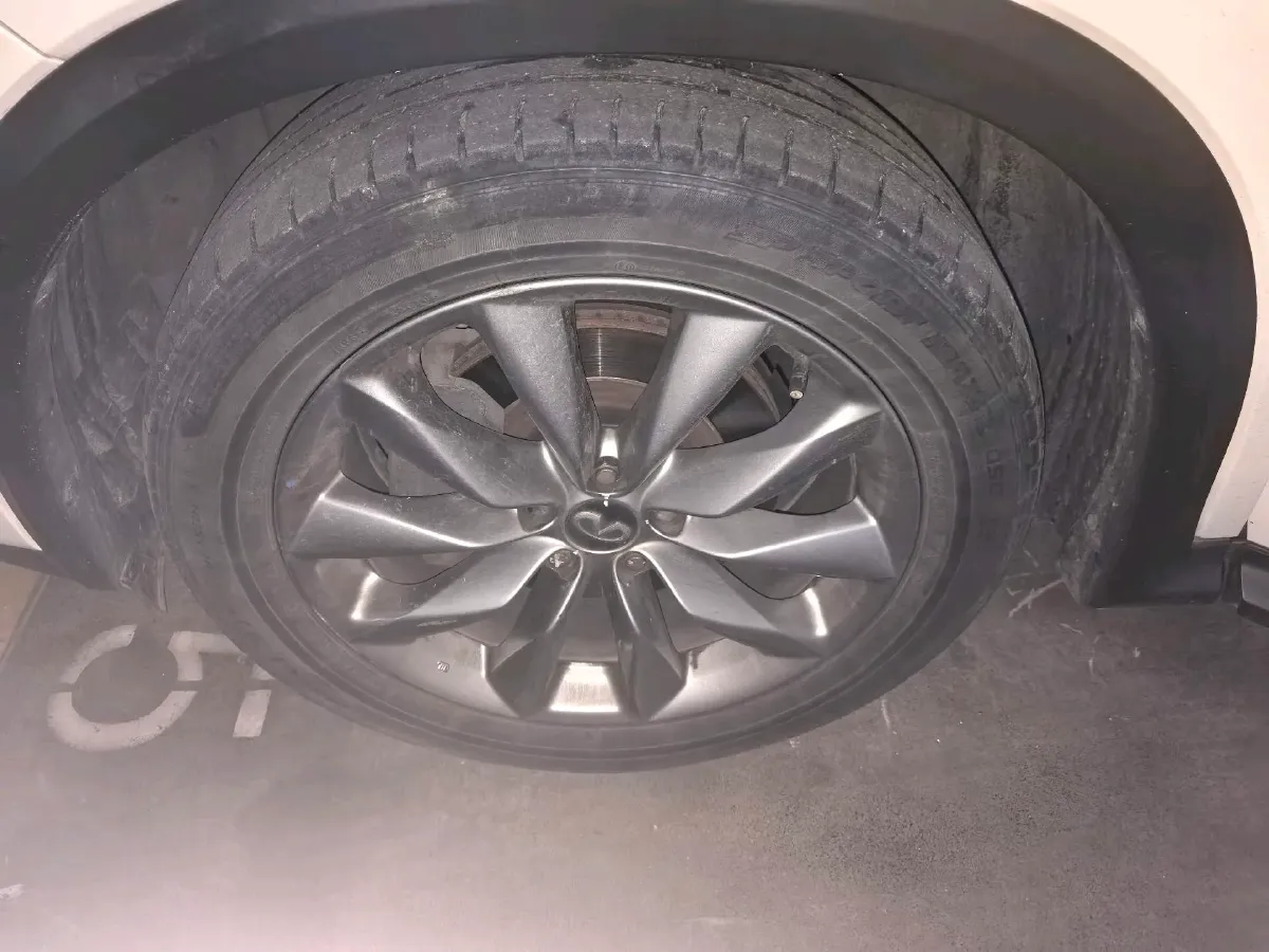 2020 Infiniti QX50 2.0T 272HP L4 CVT,autocango,china used car exporter,china ev exporter,chinese used car exporter,chinese used ev exporter