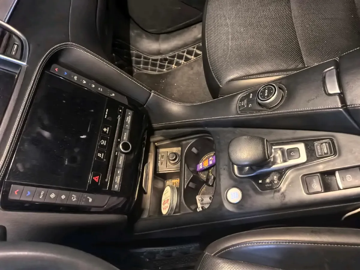 2020 Infiniti QX50 2.0T 272HP L4 CVT,autocango,china used car exporter,china ev exporter,chinese used car exporter,chinese used ev exporter