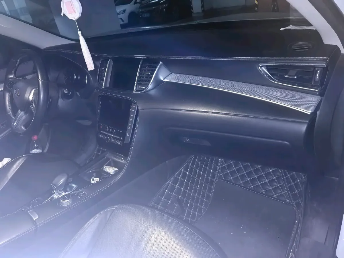 2020 Infiniti QX50 2.0T 272HP L4 CVT,autocango,china used car exporter,china ev exporter,chinese used car exporter,chinese used ev exporter