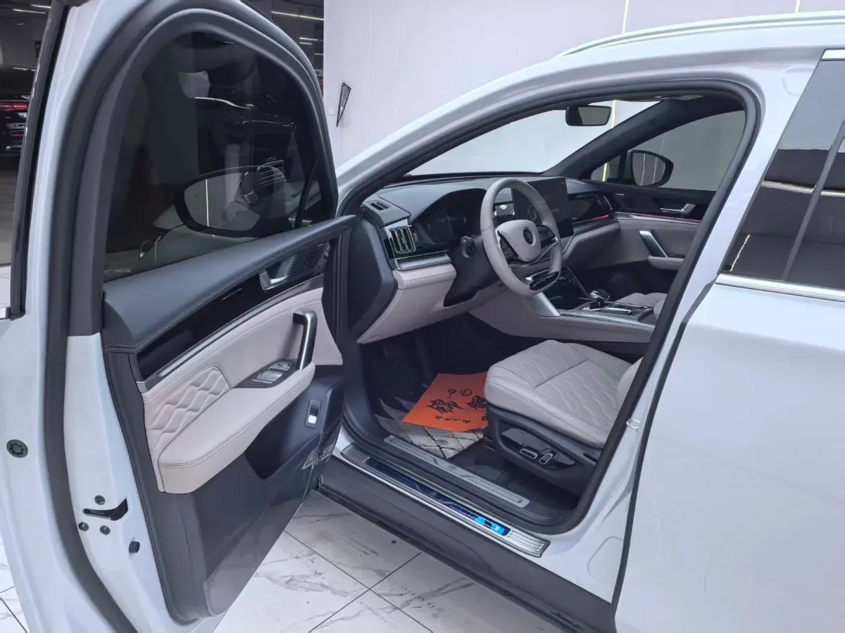 2024 BYD Tang 1.5T 139HP L4 E-CVT PHEV 21.504KWH,autocango,china used car exporter,china ev exporter,chinese used car exporter,chinese used ev exporter