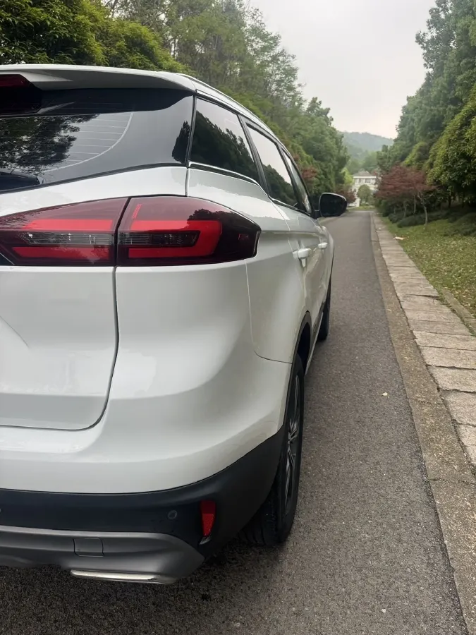 2022 Geely Azkarra 1.8T 184HP L4 7DCT,autocango,china used car exporter,china ev exporter,chinese used car exporter,chinese used ev exporter