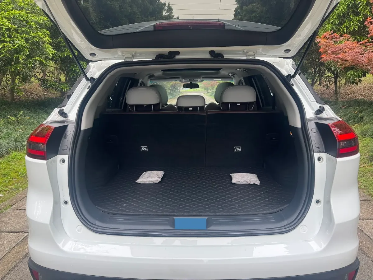 2022 Geely Azkarra 1.8T 184HP L4 7DCT,autocango,china used car exporter,china ev exporter,chinese used car exporter,chinese used ev exporter