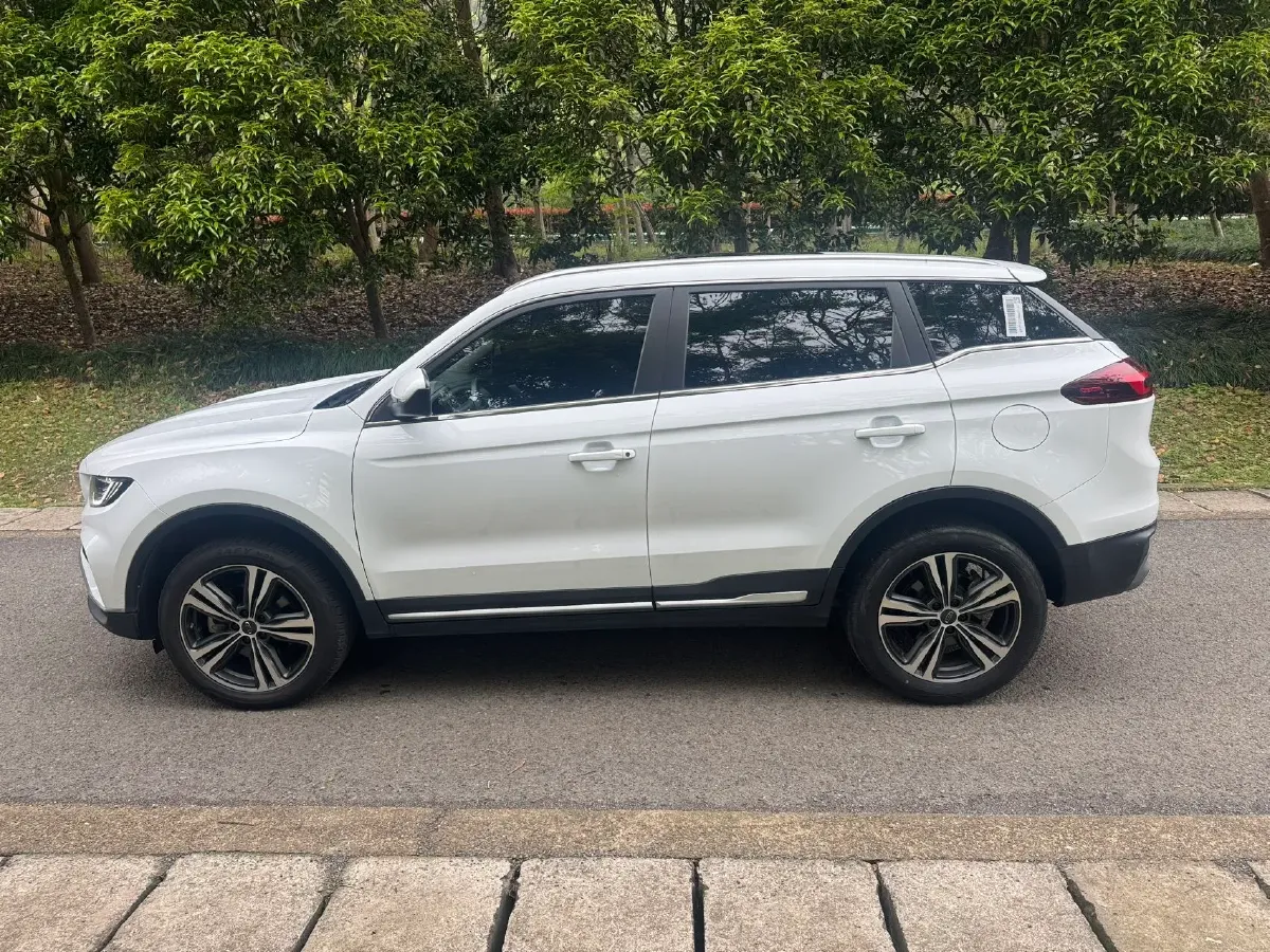 2022 Geely Azkarra 1.8T 184HP L4 7DCT,autocango,china used car exporter,china ev exporter,chinese used car exporter,chinese used ev exporter