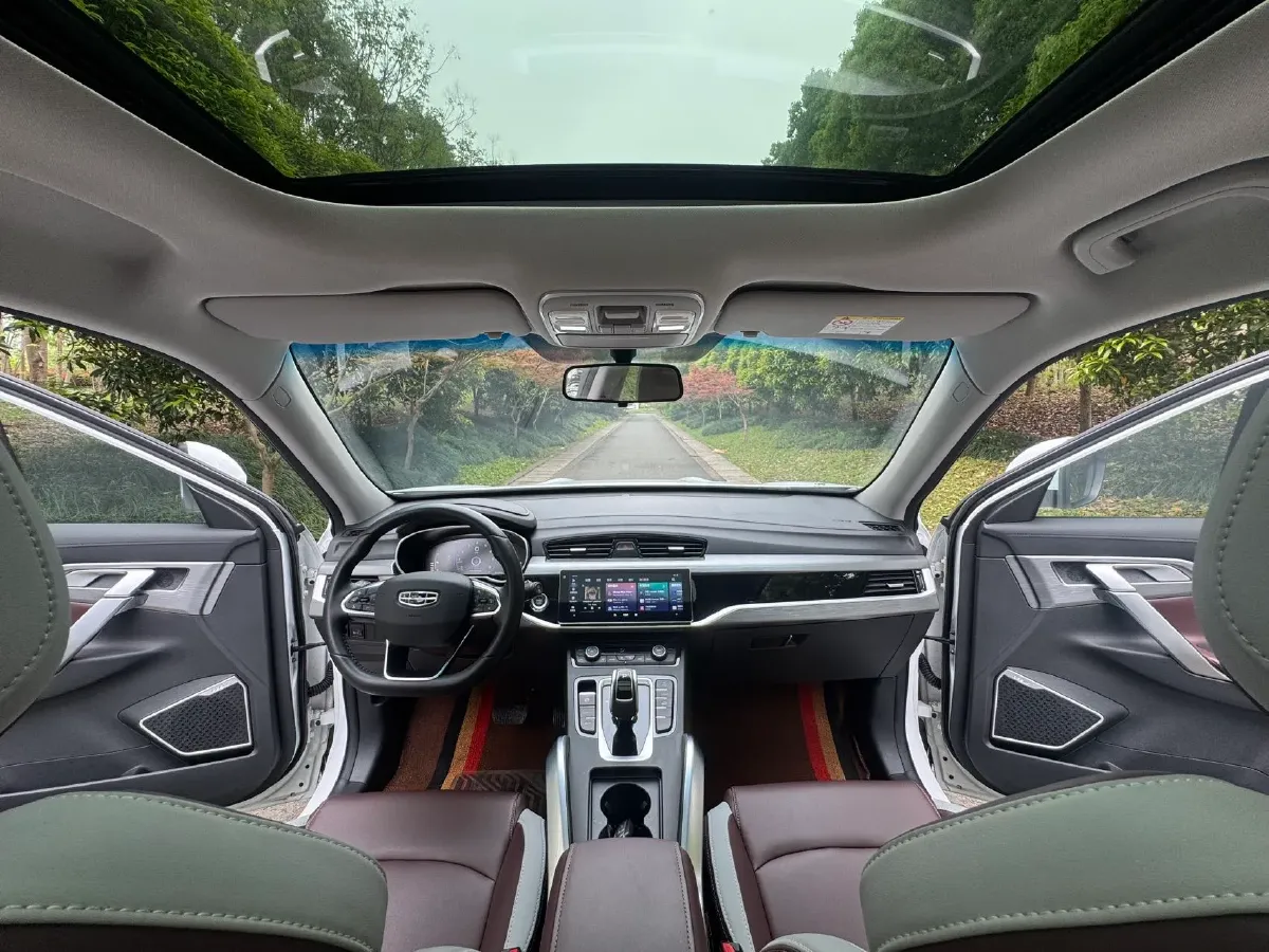 2022 Geely Azkarra 1.8T 184HP L4 7DCT,autocango,china used car exporter,china ev exporter,chinese used car exporter,chinese used ev exporter