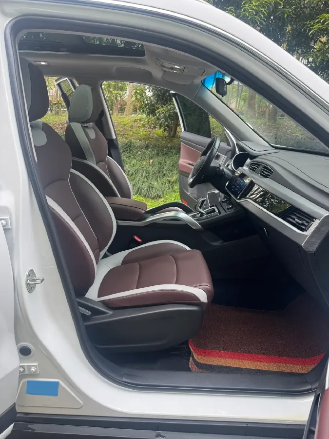 2022 Geely Azkarra 1.8T 184HP L4 7DCT,autocango,china used car exporter,china ev exporter,chinese used car exporter,chinese used ev exporter