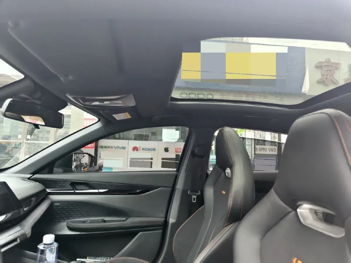 2022 ChangAn UNI-V 2.0T 233HP L4 8AT,autocango,china used car exporter,china ev exporter,chinese used car exporter,chinese used ev exporter