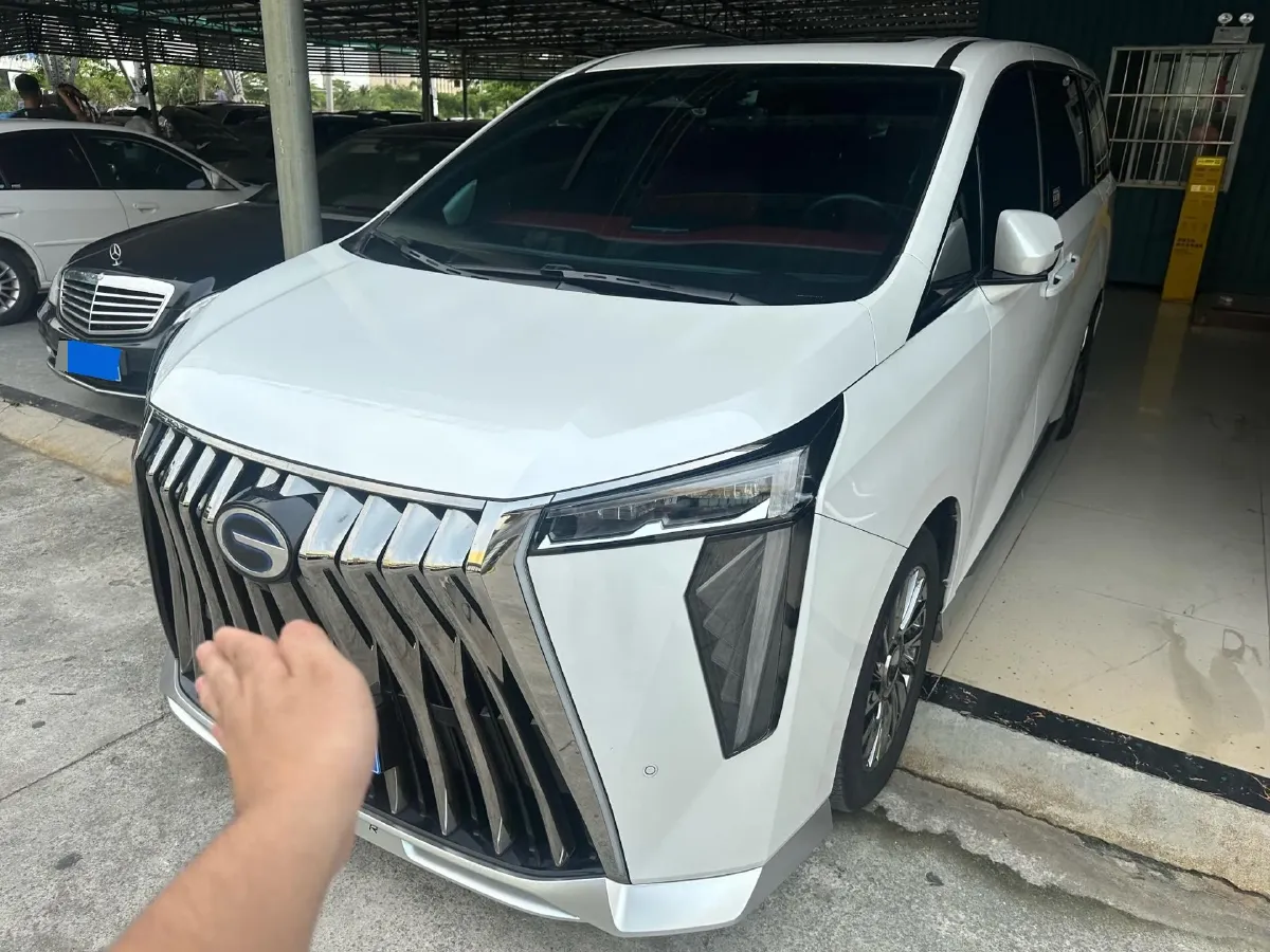 2024 GAC Trumpchi M8 2.0T 252HP L4 8AT,autocango,china used car exporter,china ev exporter,chinese used car exporter,chinese used ev exporter