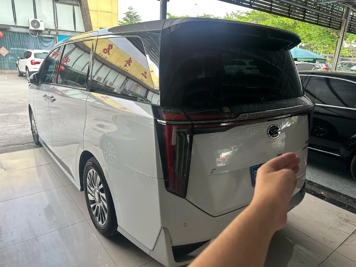 2024 GAC Trumpchi M8 2.0T 252HP L4 8AT,autocango,china used car exporter,china ev exporter,chinese used car exporter,chinese used ev exporter