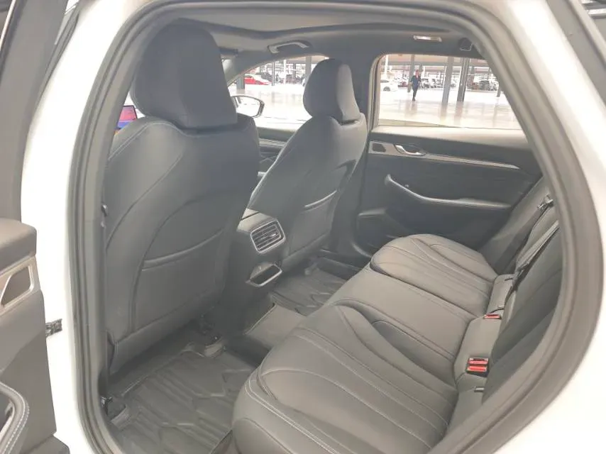 2025 Geely Preface 1.5T 181HP L4 7DCT,autocango,china used car exporter,china ev exporter,chinese used car exporter,chinese used ev exporter