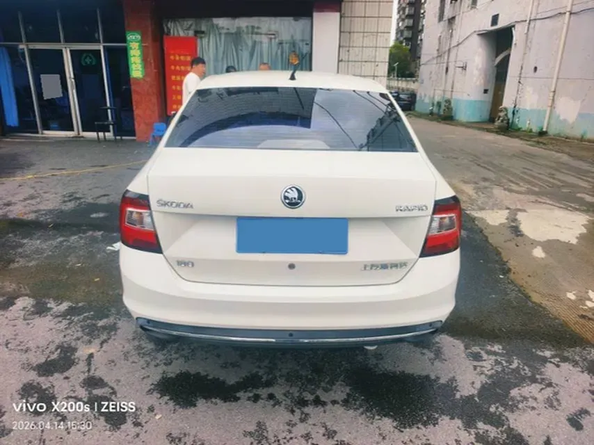 2018 Skoda Rapid 1.6L 110HP L4 6AT,autocango,china used car exporter,china ev exporter,chinese used car exporter,chinese used ev exporter