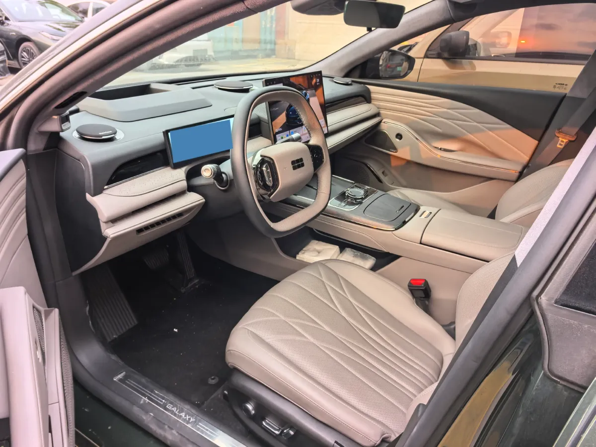 2025 Geely Galaxy Starshine 8 1.5T 163HP L4 3DHT PHEV 27.69KWH,autocango,china used car exporter,china ev exporter,chinese used car exporter,chinese used ev exporter