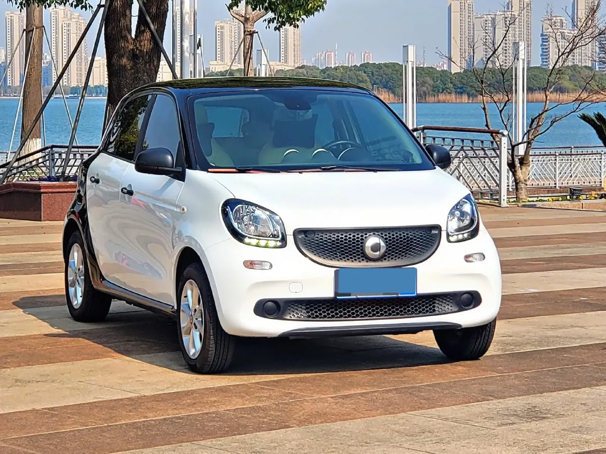 2018 Ford EcoSport 1.0T 125HP L3 6AT,autocango,china used car exporter,china ev exporter,chinese used car exporter,chinese used ev exporter