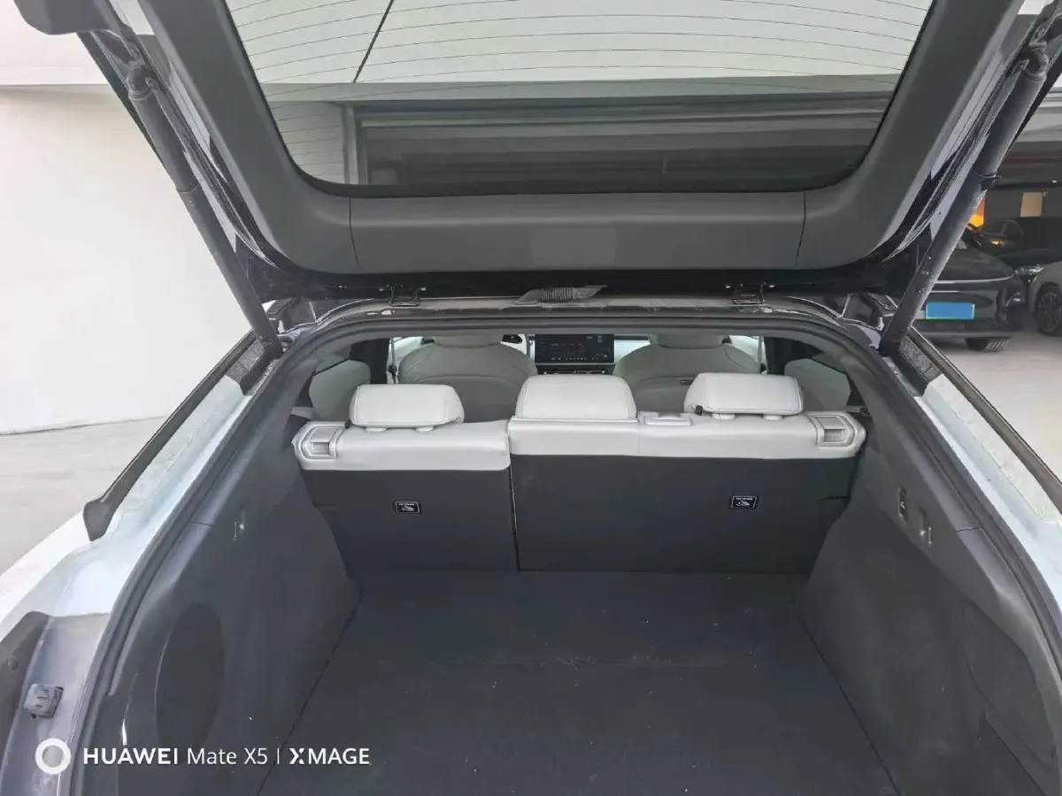 2024 Xpeng P7+ BEV 60.7KWH,autocango,china used car exporter,china ev exporter,chinese used car exporter,chinese used ev exporter