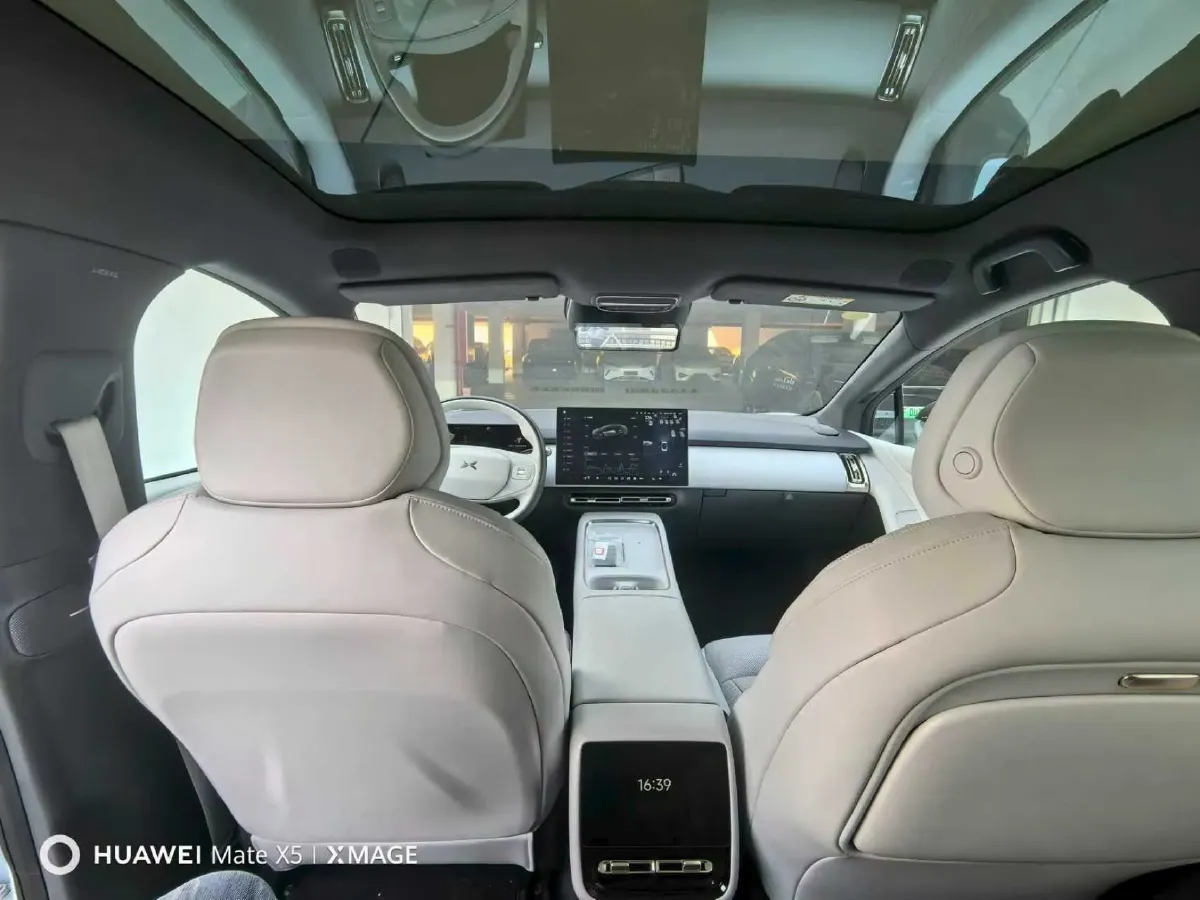 2024 Xpeng P7+ BEV 60.7KWH,autocango,china used car exporter,china ev exporter,chinese used car exporter,chinese used ev exporter