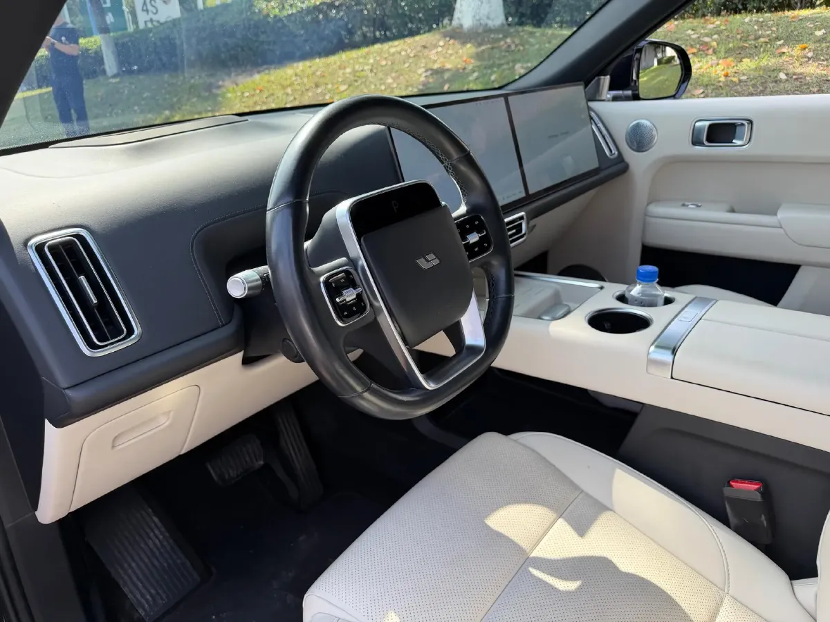 2024 Land Rover Range Rover Evoque 1.5T 200HP L3 8AT PHEV 15.5KWH,autocango,china used car exporter,china ev exporter,chinese used car exporter,chinese used ev exporter