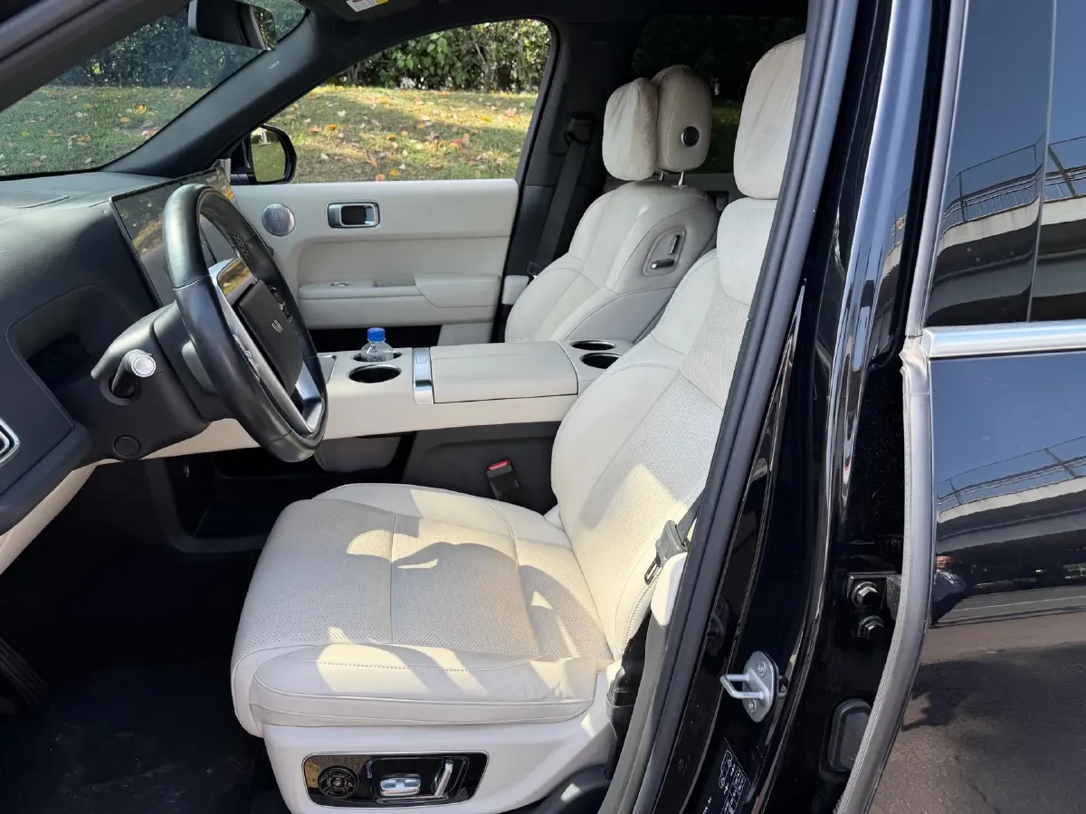 2024 Land Rover Range Rover Evoque 1.5T 200HP L3 8AT PHEV 15.5KWH,autocango,china used car exporter,china ev exporter,chinese used car exporter,chinese used ev exporter