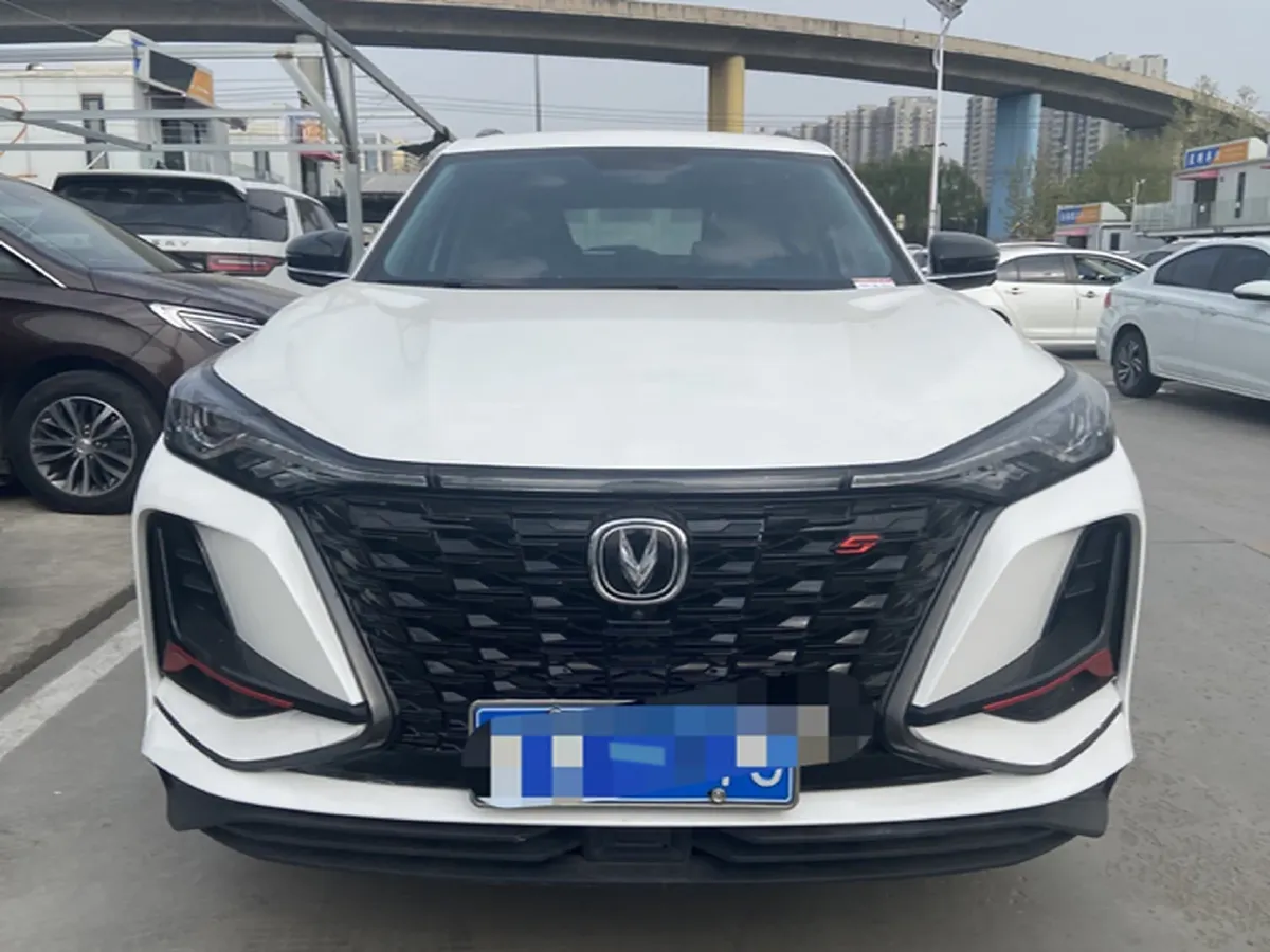 2022 ChangAn CS75 Plus 1.5T 178HP L4 6AT,autocango,china used car exporter,china ev exporter,chinese used car exporter,chinese used ev exporter