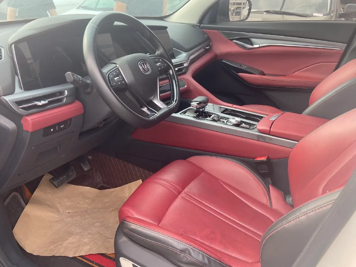 2022 ChangAn CS75 Plus 1.5T 178HP L4 6AT,autocango,china used car exporter,china ev exporter,chinese used car exporter,chinese used ev exporter