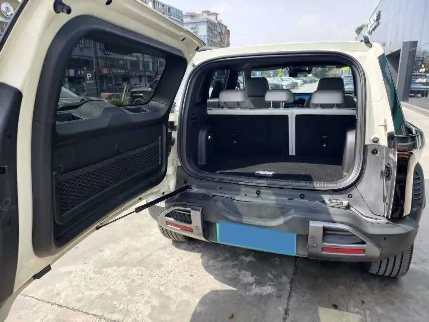 2025 FangChengBao Tai 3 BEV,autocango,china used car exporter,china ev exporter,chinese used car exporter,chinese used ev exporter