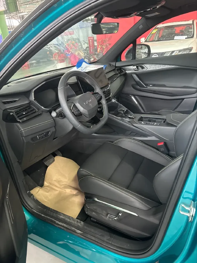 2023 LYNK&CO 06 1.5T 181HP L4 7DCT,autocango,china used car exporter,china ev exporter,chinese used car exporter,chinese used ev exporter