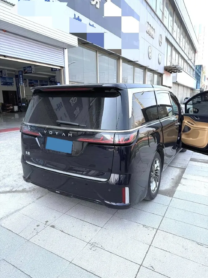 2022 Voyah Dream 1.5T 136HP L4 PHEV 25.57KWH,autocango,china used car exporter,china ev exporter,chinese used car exporter,chinese used ev exporter