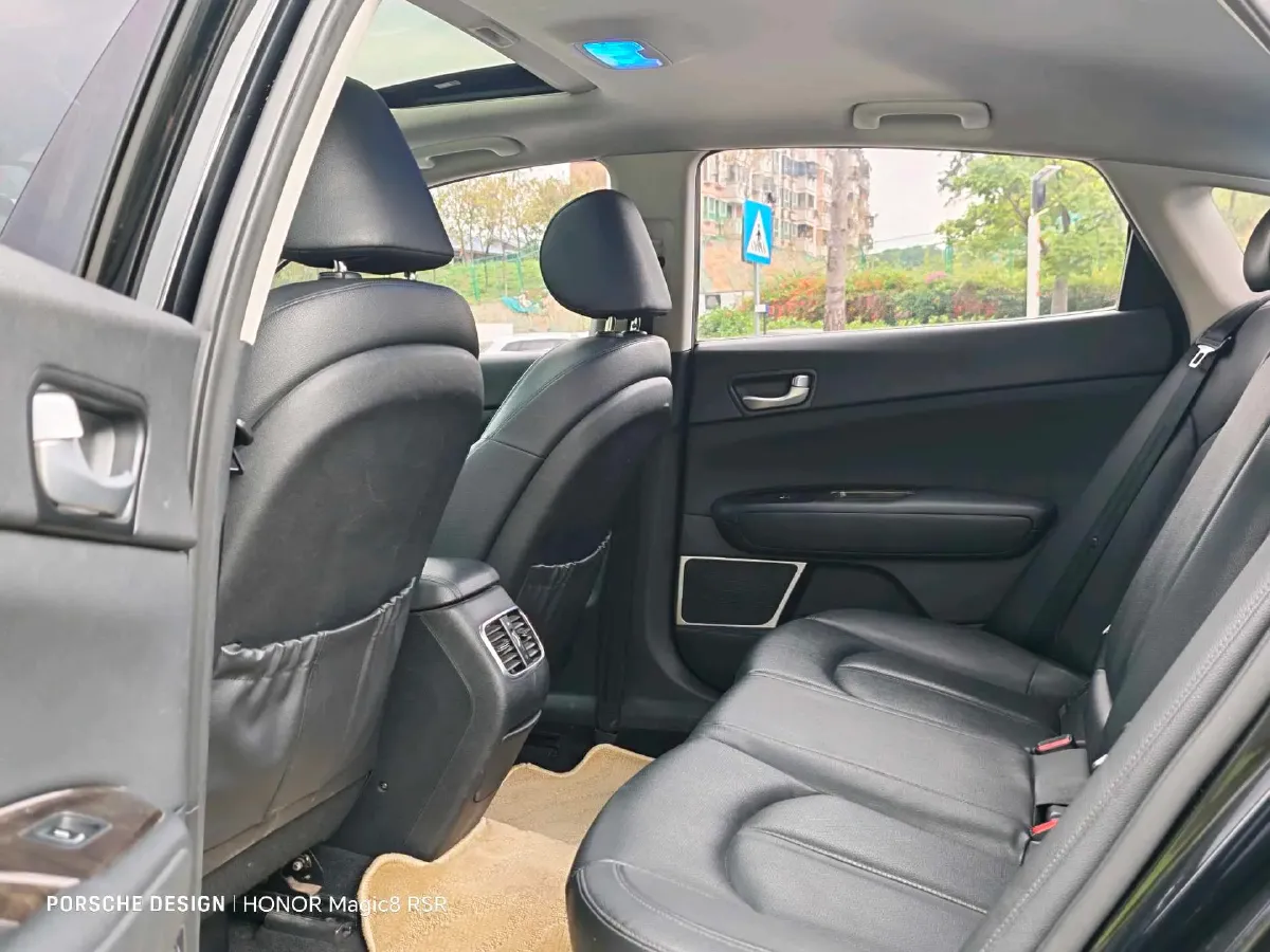 2016 Kia K5 2.0L 161HP L4 6AT,autocango,china used car exporter,china ev exporter,chinese used car exporter,chinese used ev exporter