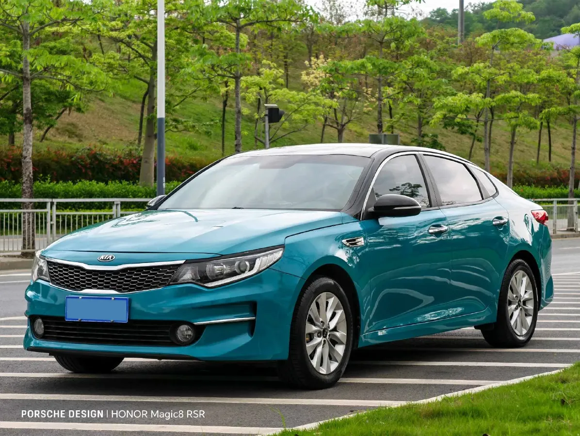 2016 Kia K5 2.0L 161HP L4 6AT,autocango,china used car exporter,china ev exporter,chinese used car exporter,chinese used ev exporter