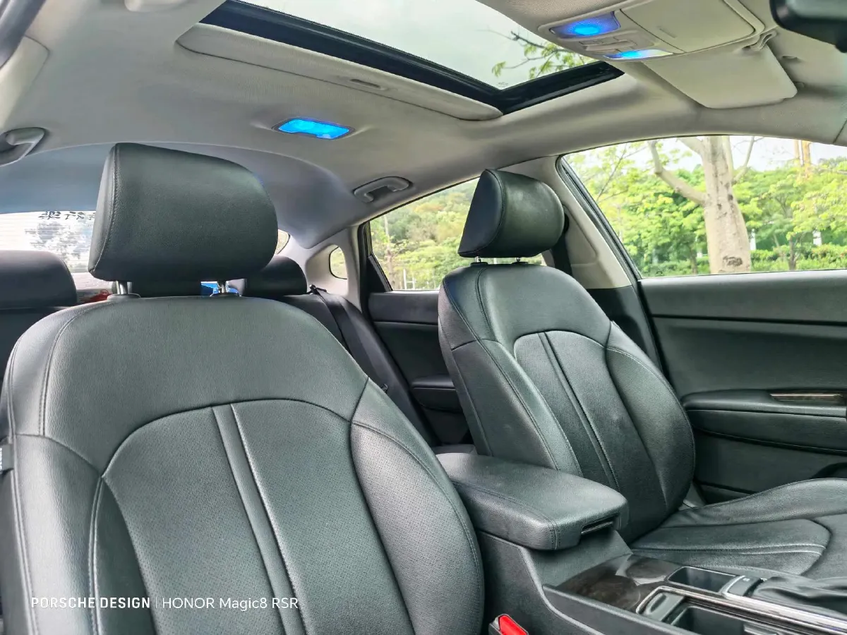 2016 Kia K5 2.0L 161HP L4 6AT,autocango,china used car exporter,china ev exporter,chinese used car exporter,chinese used ev exporter