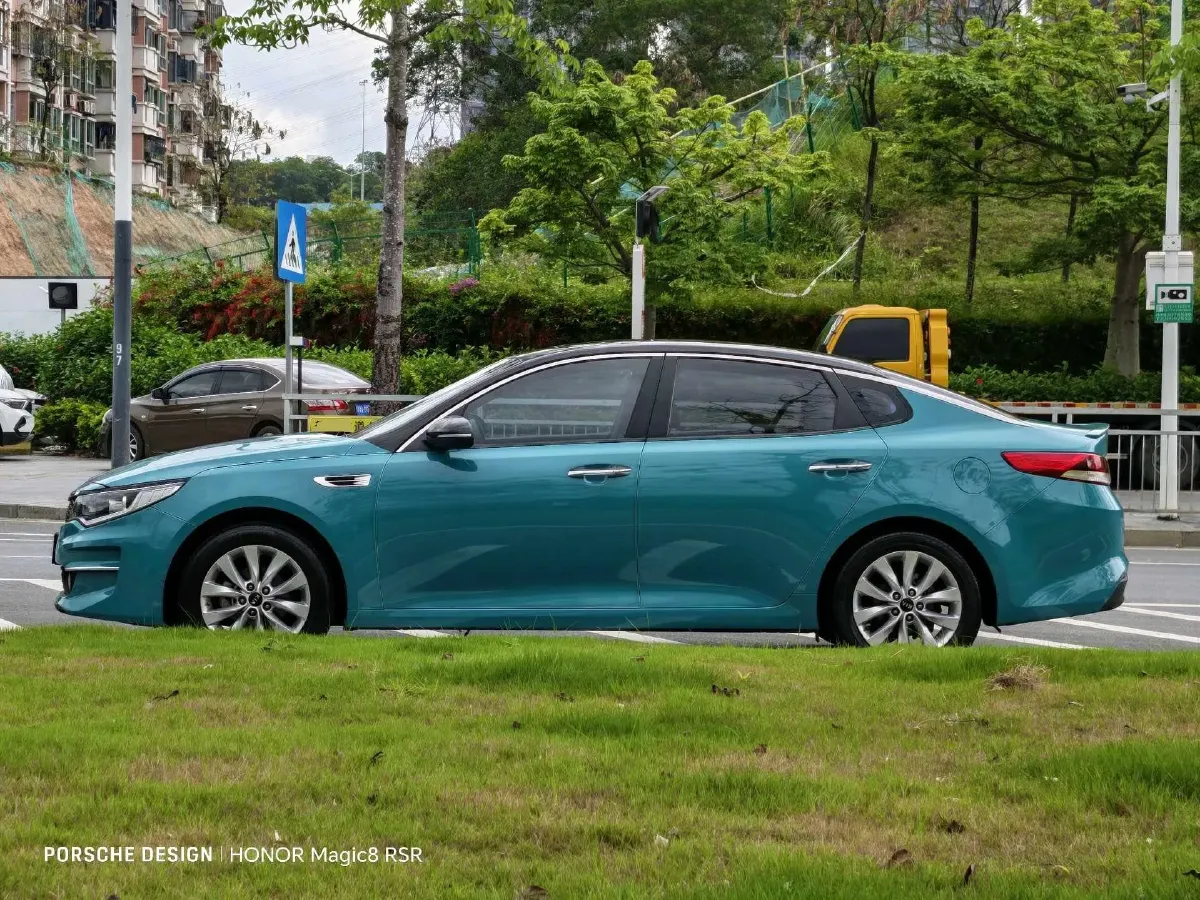 2016 Kia K5 2.0L 161HP L4 6AT,autocango,china used car exporter,china ev exporter,chinese used car exporter,chinese used ev exporter